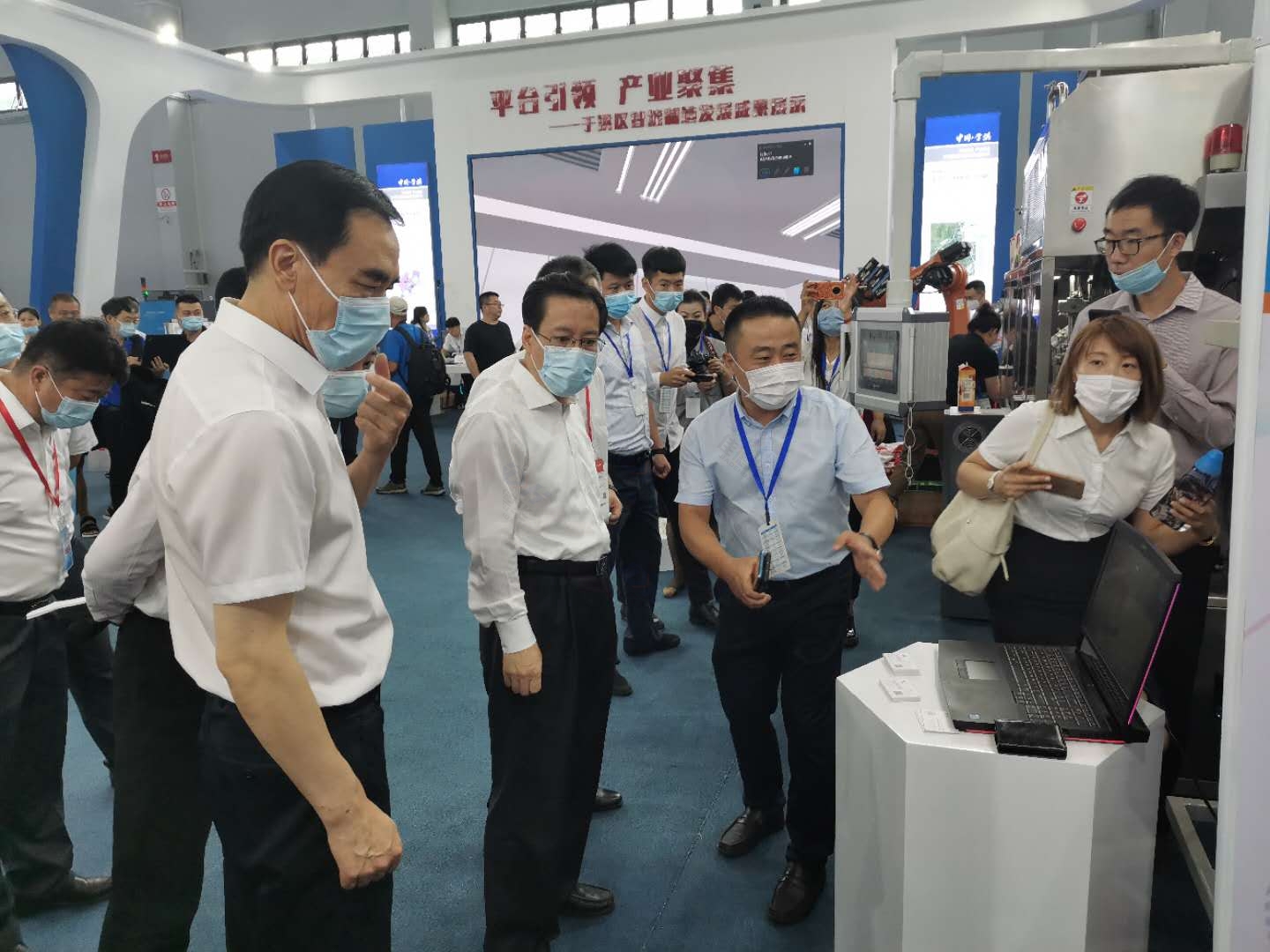 制博会即将落幕，米兰在线登录精彩继续(图2)