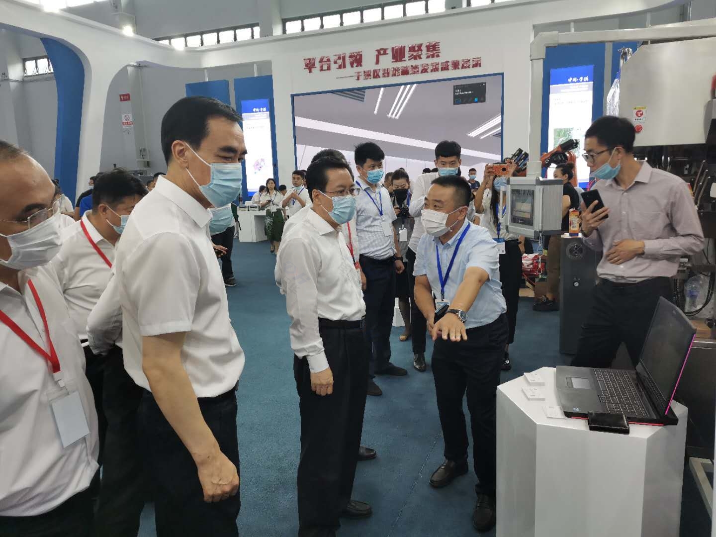 制博会即将落幕，米兰在线登录精彩继续(图3)